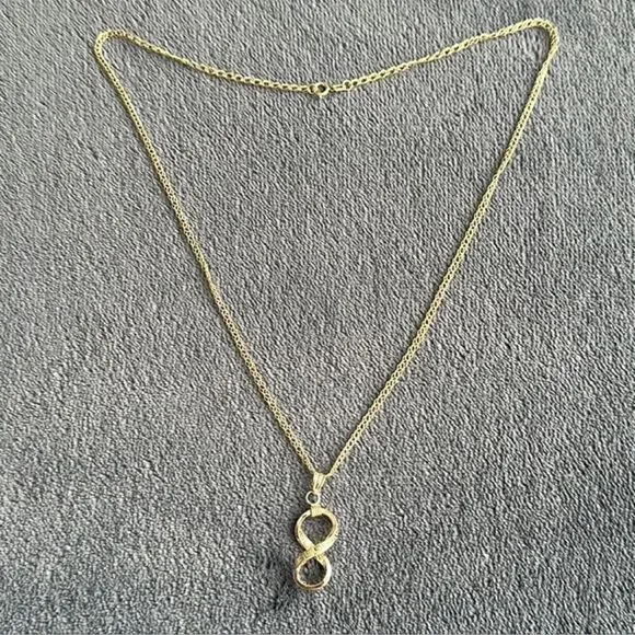 Real 18K Saudi Gold Chain Necklace with Infinity Pendant - Picture 6 of 8